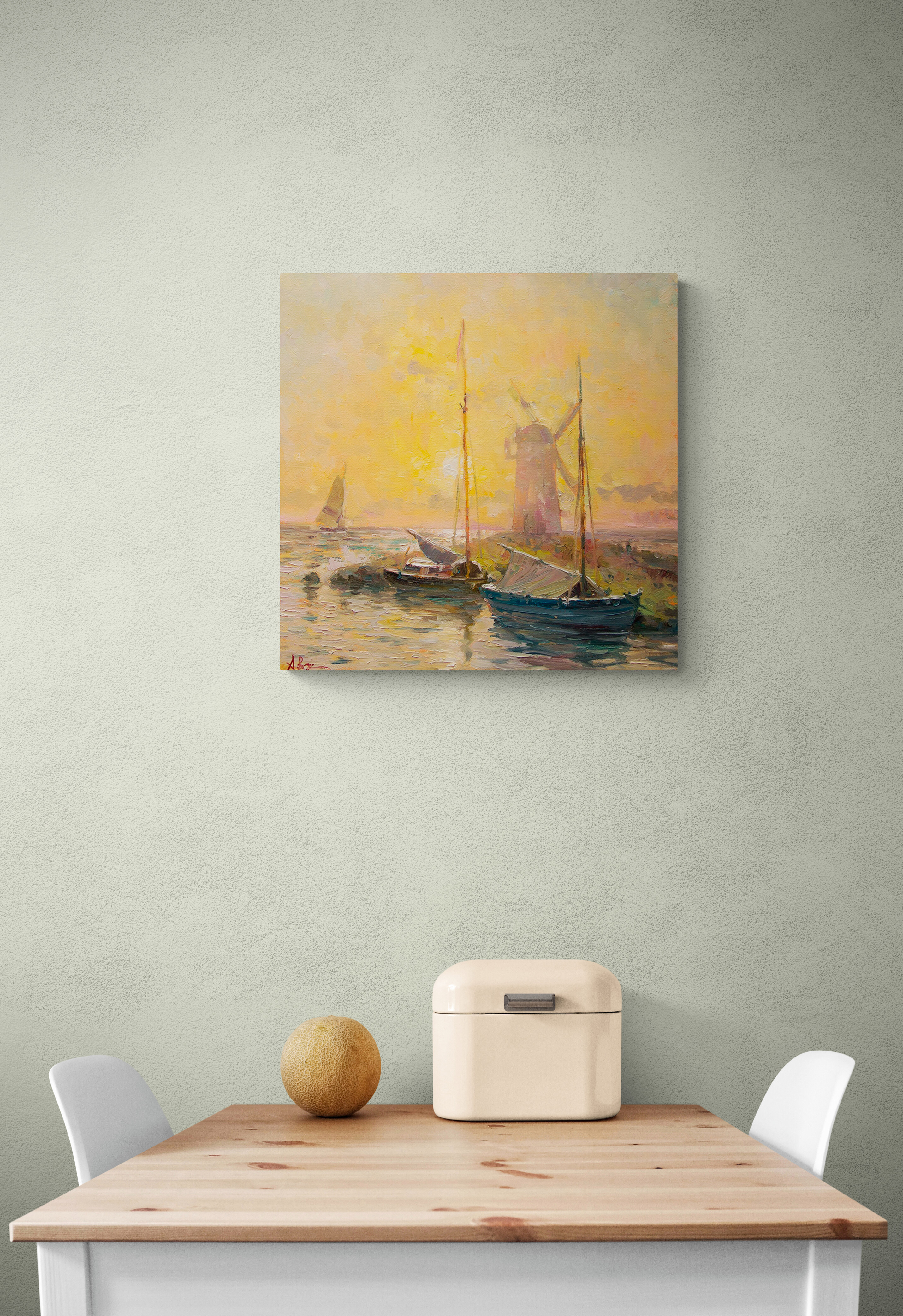 Мельница у моря